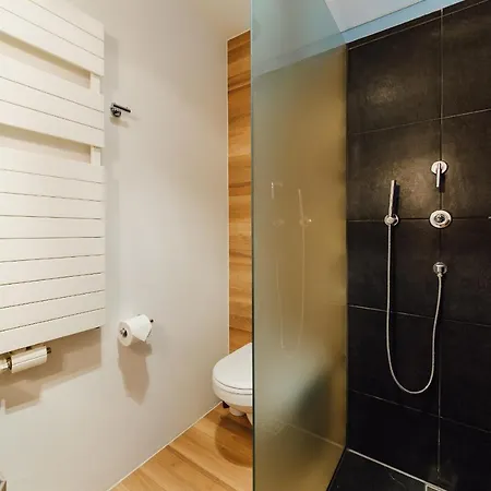 M2 Living No 2 Apartment